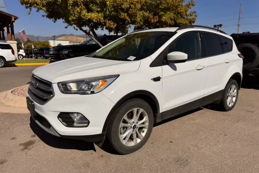 2017 Ford Escape SE photo 1