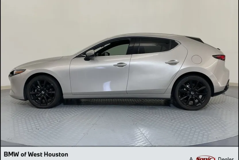2023 Mazda Mazda3 Hatchback 2.5 s Premium photo 1
