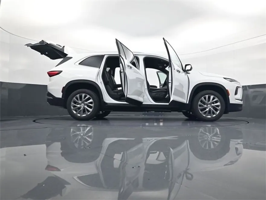 2026 Buick Enclave Preferred photo 32