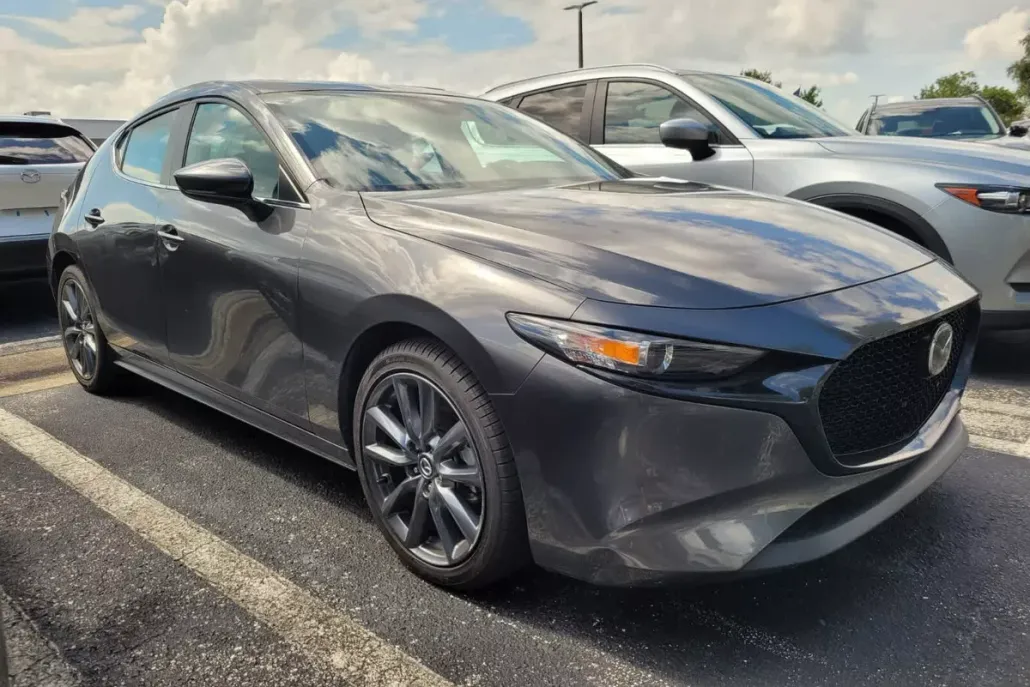 2023 Mazda Mazda3 Hatchback 2.5 s Preferred photo 1