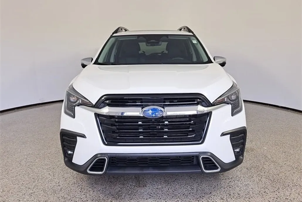 2023 Subaru Ascent Touring photo 1