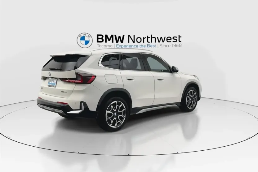 2023 Bmw X1 XDrive28i photo 1