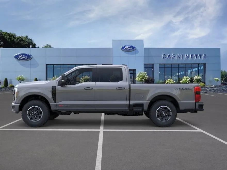 2026 Ford F-350 Lariat photo 1