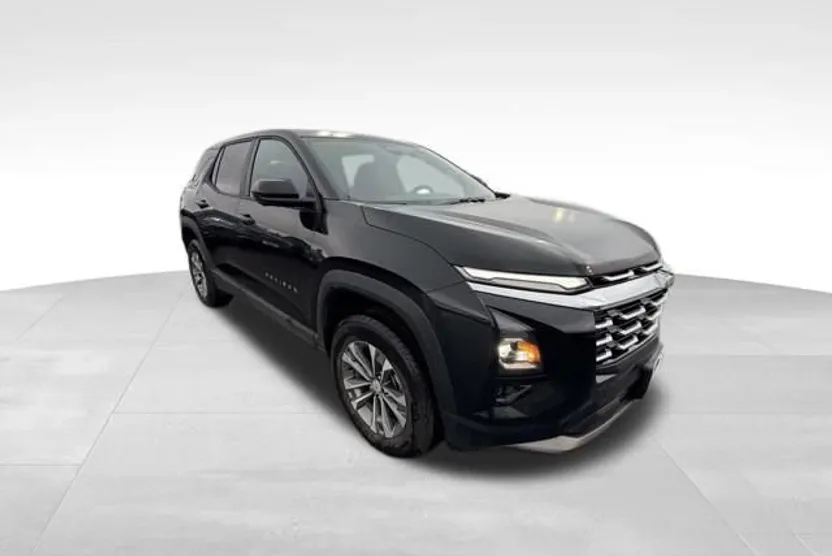 2025 Chevrolet Equinox LT photo 1