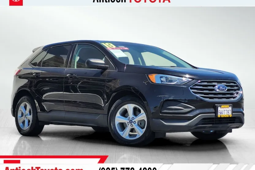 2019 Ford Edge SE photo 1