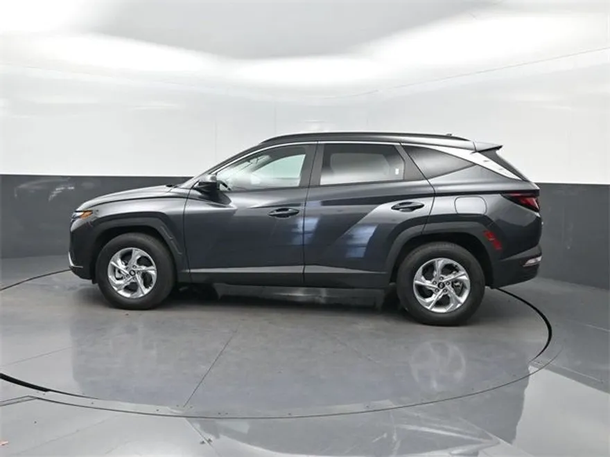 2024 Hyundai Tucson SEL photo 1