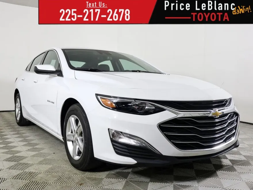 2024 Chevrolet Malibu LS photo 1