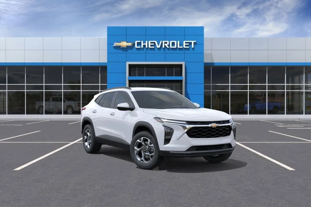 2025 Chevrolet Trax LT photo 1