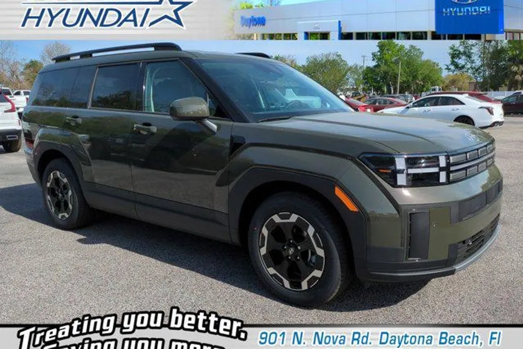 2025 Hyundai Santa Fe SEL photo 1