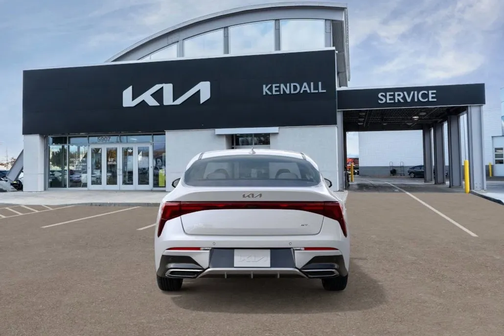 2026 Kia K5 GT-Line photo 1
