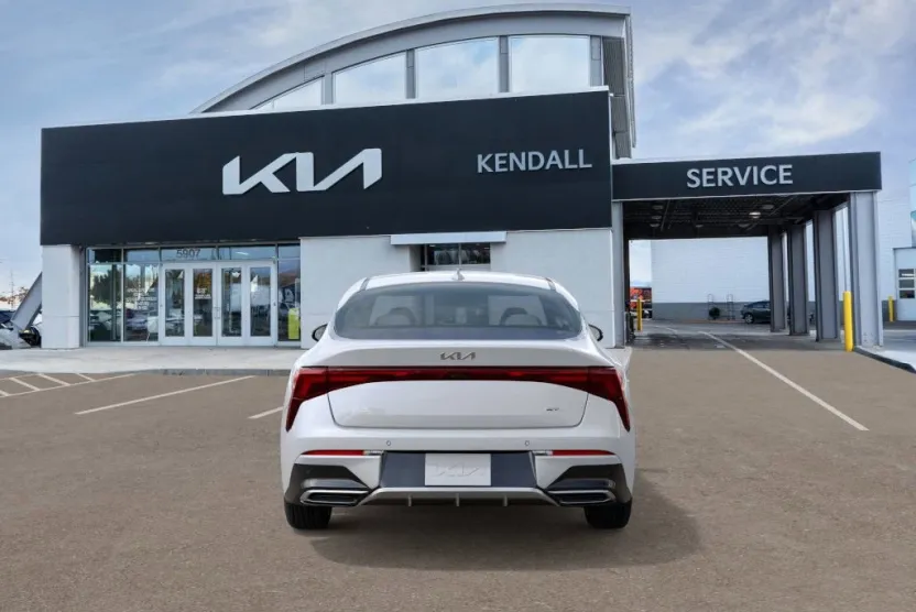 2026 Kia K5 GT-Line photo 1