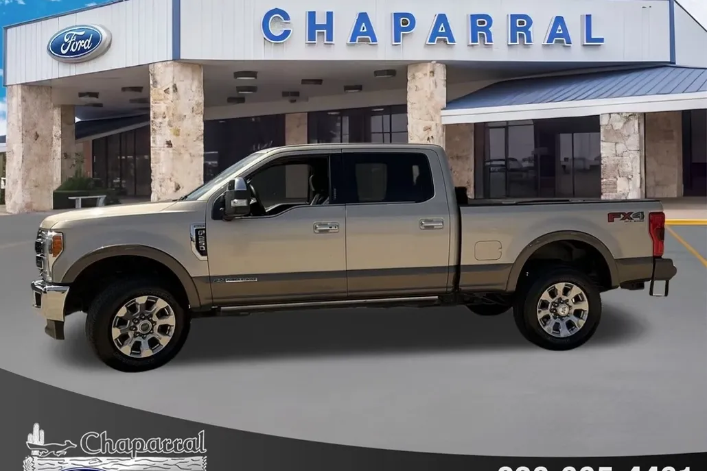 2017 Ford F-250 King Ranch photo 1