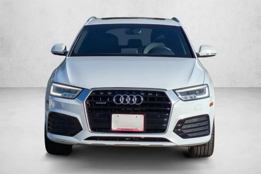 2018 Audi Q3 Premium photo 1