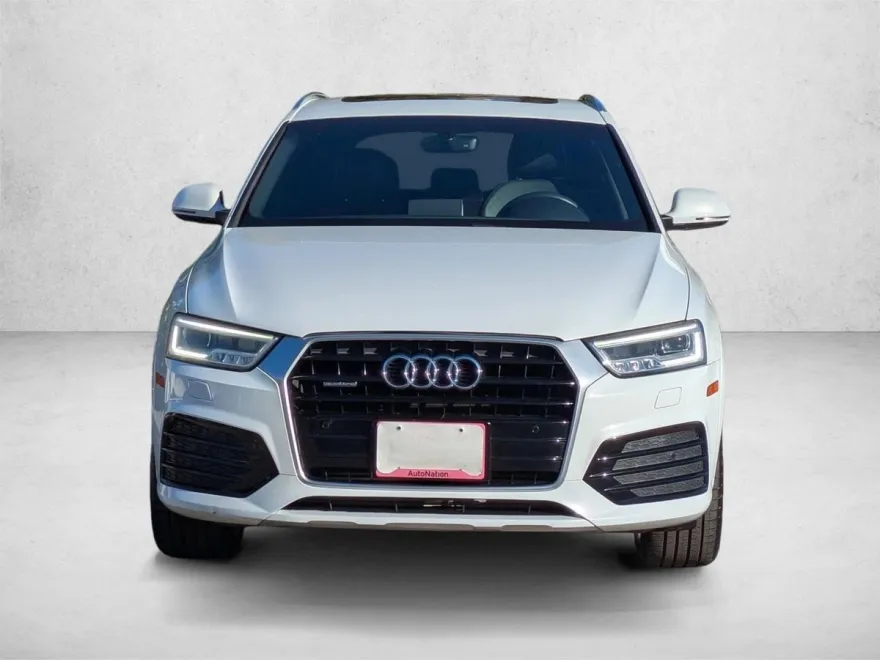 2018 Audi Q3 Premium photo 1