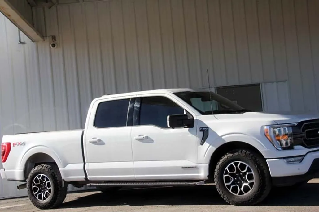 2023 Ford F-150 XLT photo 1