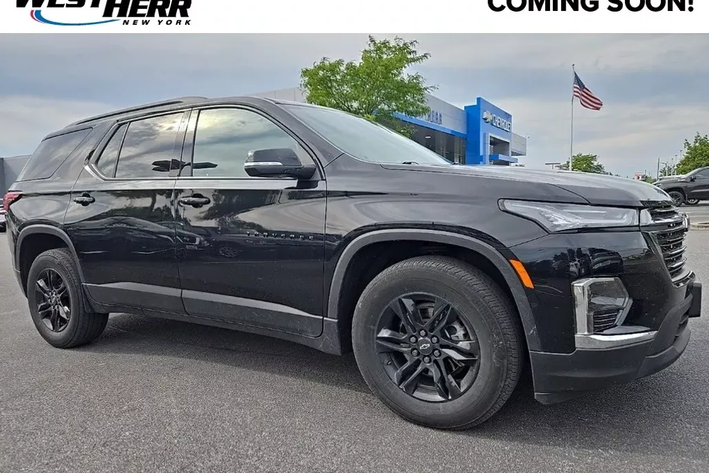 2023 Chevrolet Traverse Cloth 1LT photo 1
