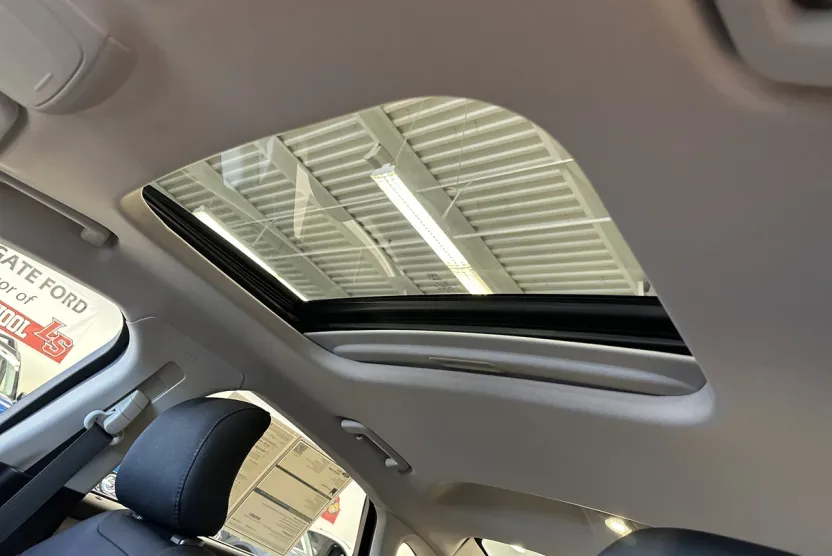 2016 Ford Fusion SE photo 1