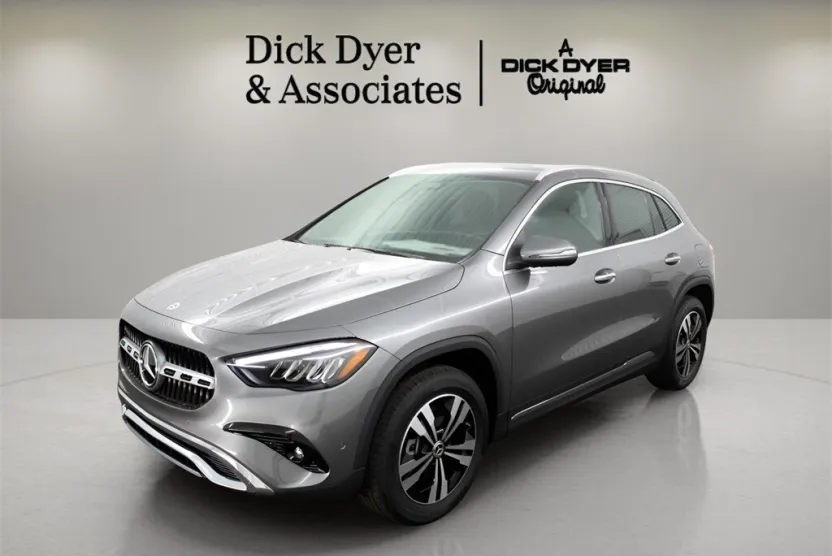 2025 Mercedes Benz GLA 250 photo 1