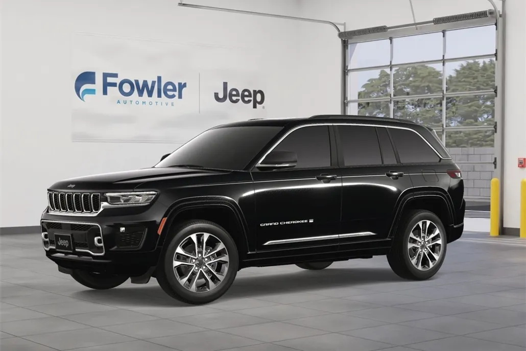 2025 Jeep Grand Cherokee Overland photo 1