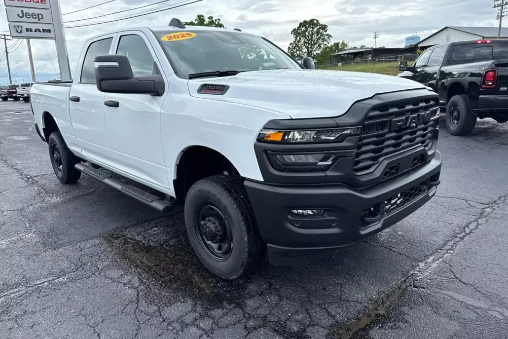 2025 Ram 2500 Tradesman photo 1