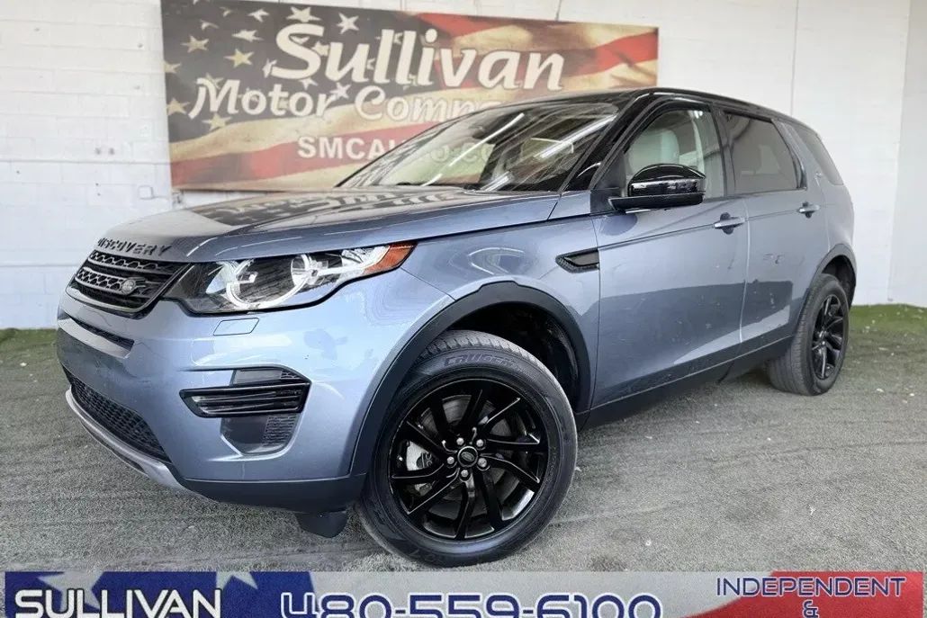 2019 Land Rover Discovery Sport SE photo 1