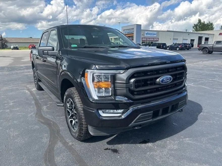 2023 Ford F-150 XLT photo 1
