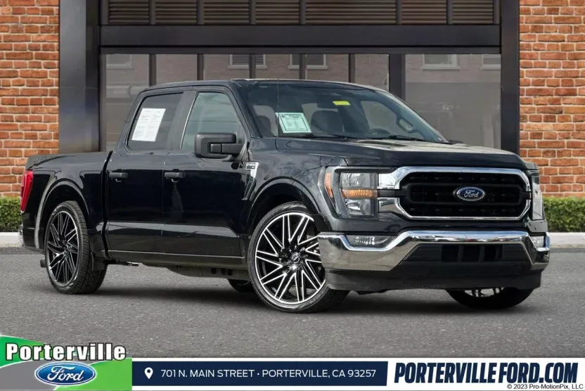 2023 Ford F-150 XLT photo 1