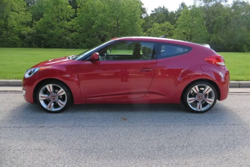 2014 Hyundai Veloster photo 1
