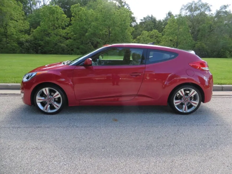 2014 Hyundai Veloster photo 1