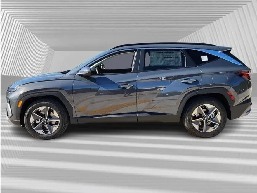 2026 Hyundai Tucson SEL photo 1