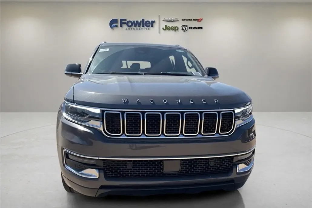 2025 Jeep Wagoneer Series II Overland photo 1