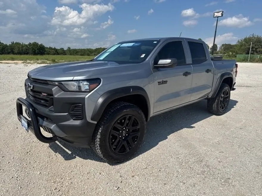 2025 Chevrolet Colorado Trail Boss photo 1