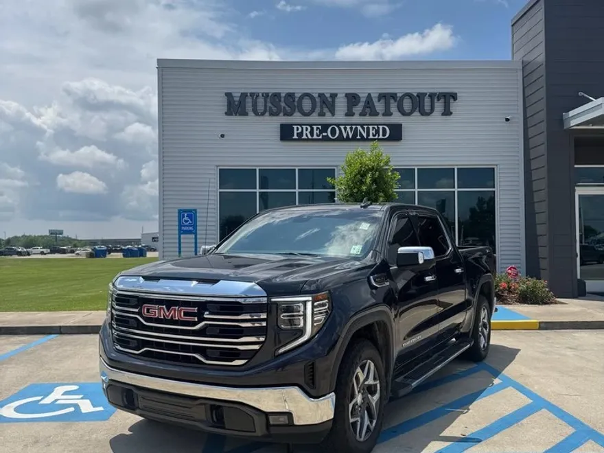 2022 Gmc Sierra 1500 SLT photo 1
