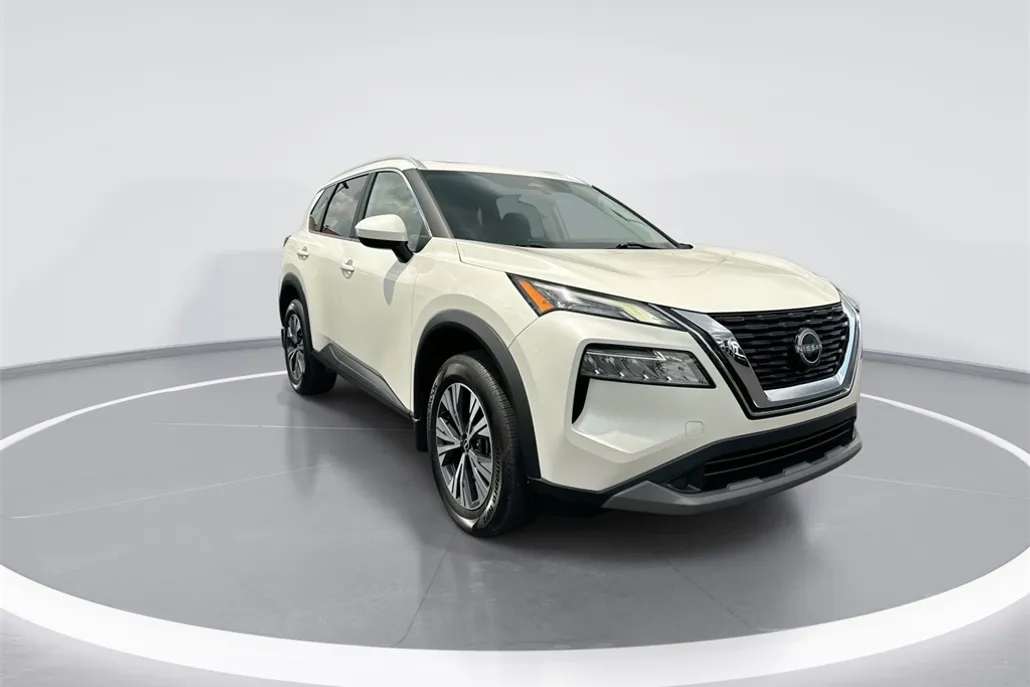 2023 Nissan Rogue SV photo 1