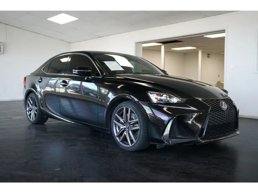 2017 Lexus IS 200t photo 1