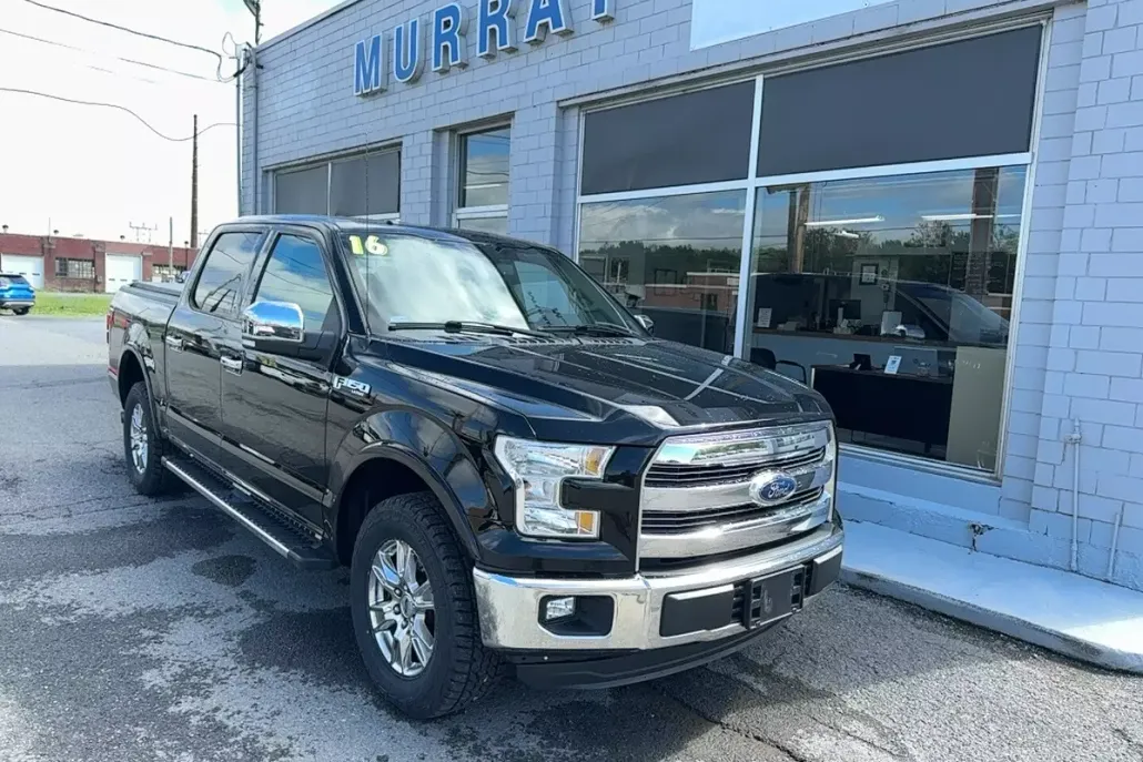 2016 Ford F-150 Lariat photo 1