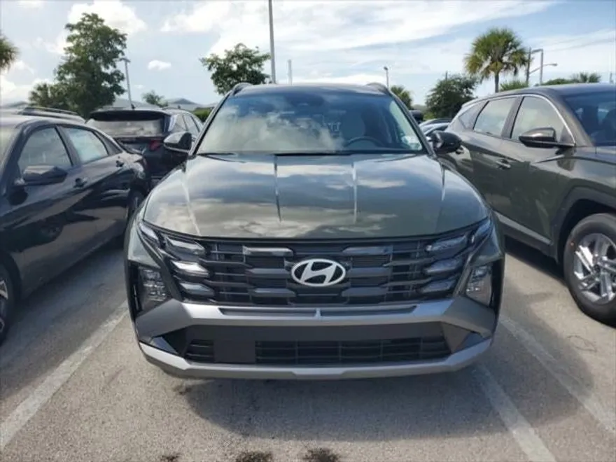 2025 Hyundai Tucson SEL photo 1