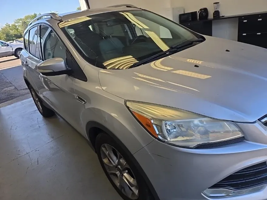 2014 Ford Escape Titanium photo 1