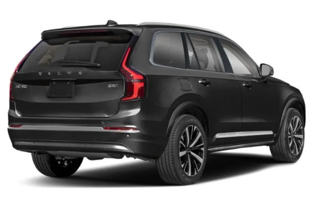 2026 Volvo XC90 Plus photo 1