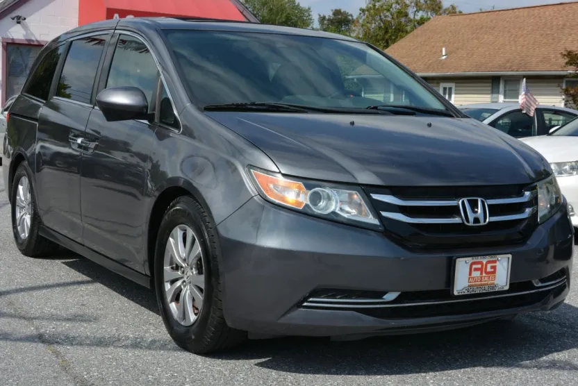 2014 Honda Odyssey EX-L photo 1