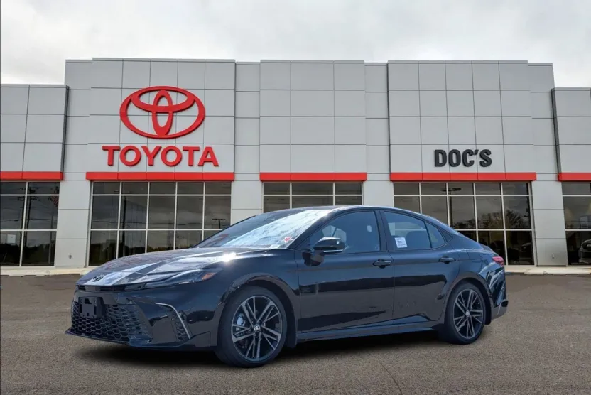 2025 Toyota Camry XSE photo 1
