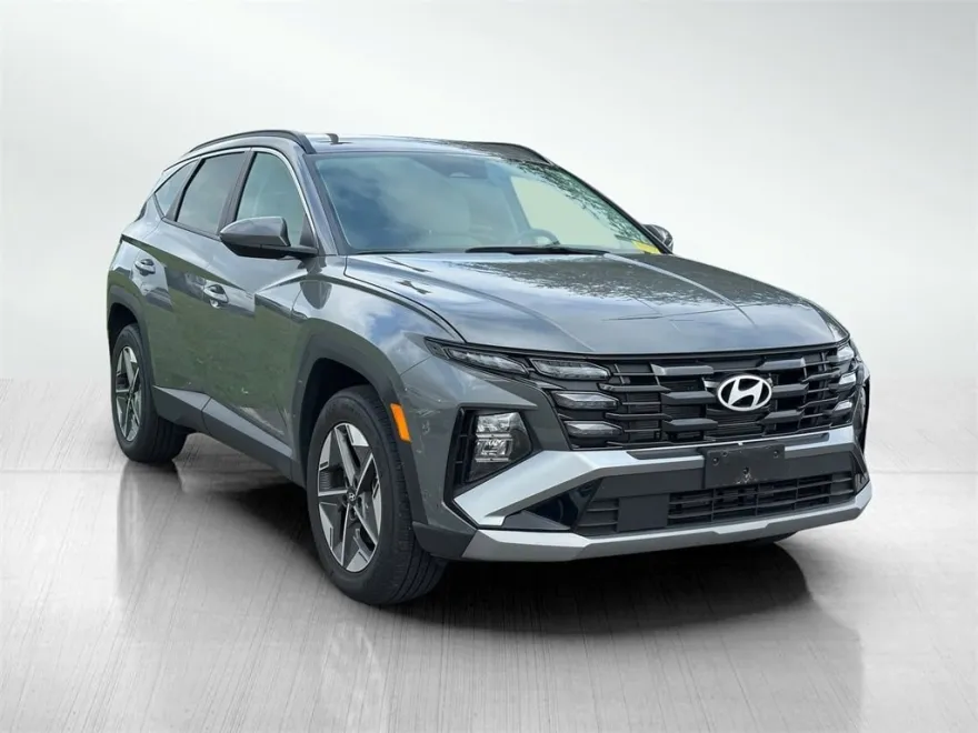 2025 Hyundai Tucson SEL photo 1