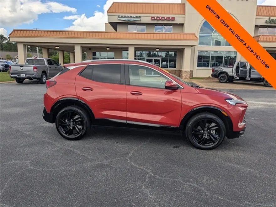 2024 Buick Encore GX Sport Touring photo 1