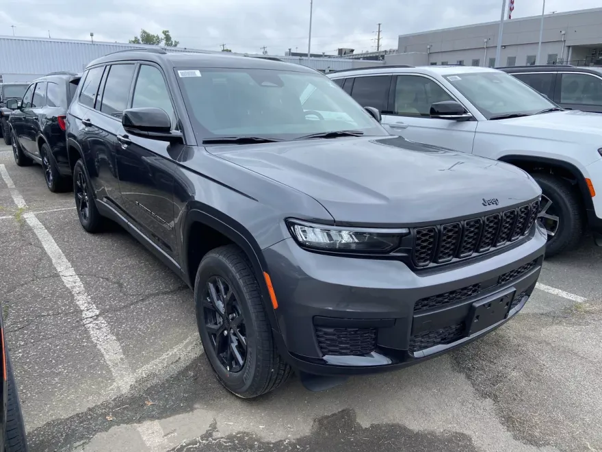 2025 Jeep Grand Cherokee Altitude X photo 1