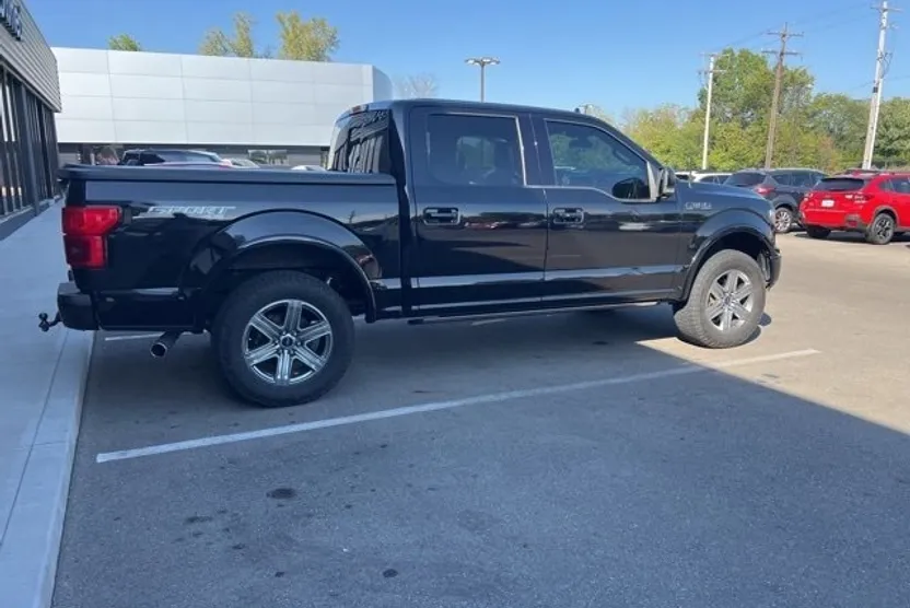 2018 Ford F-150 Lariat photo 1