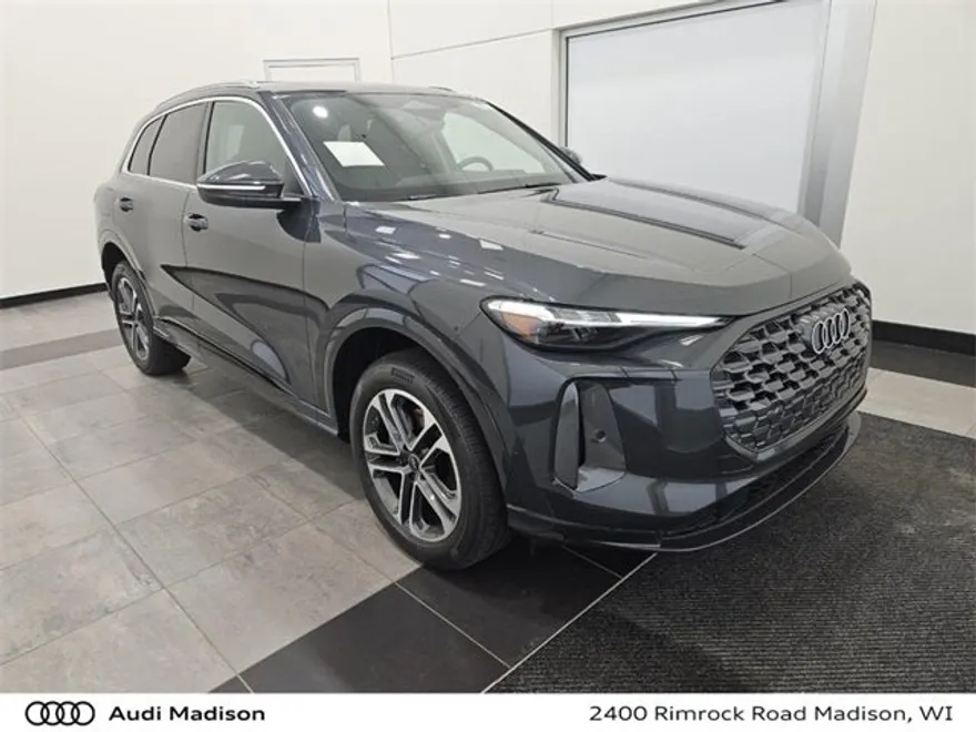 2025 Audi Q5 2.0T Premium Plus photo 1