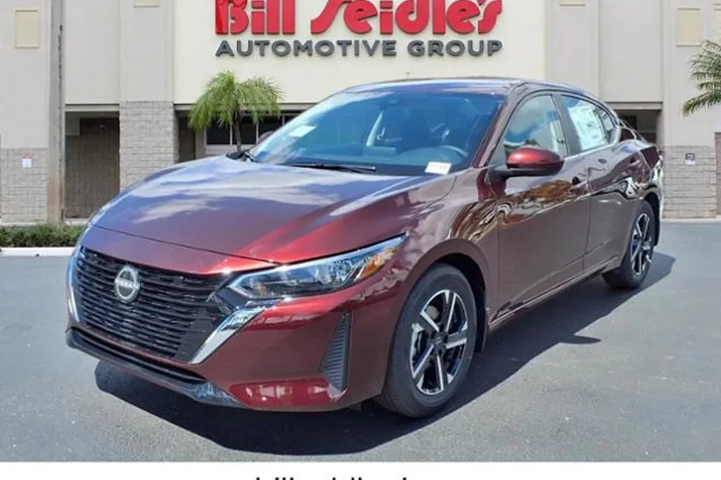 2025 Nissan Sentra SV photo 1