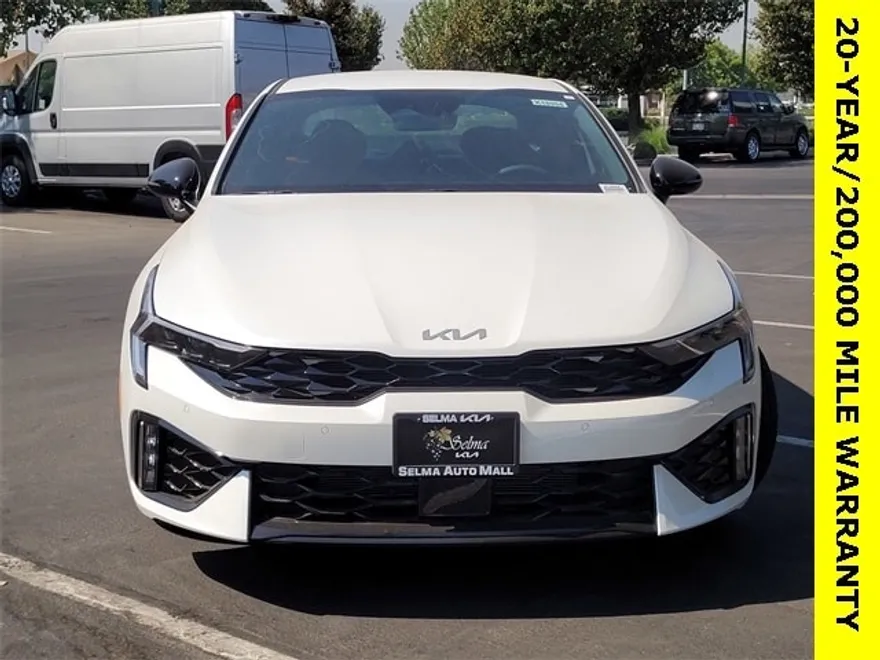2026 Kia K5 GT-Line photo 1