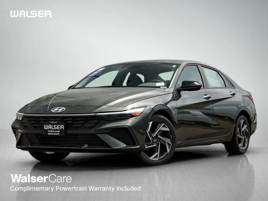 2025 Hyundai Elantra SEL Sport photo 1