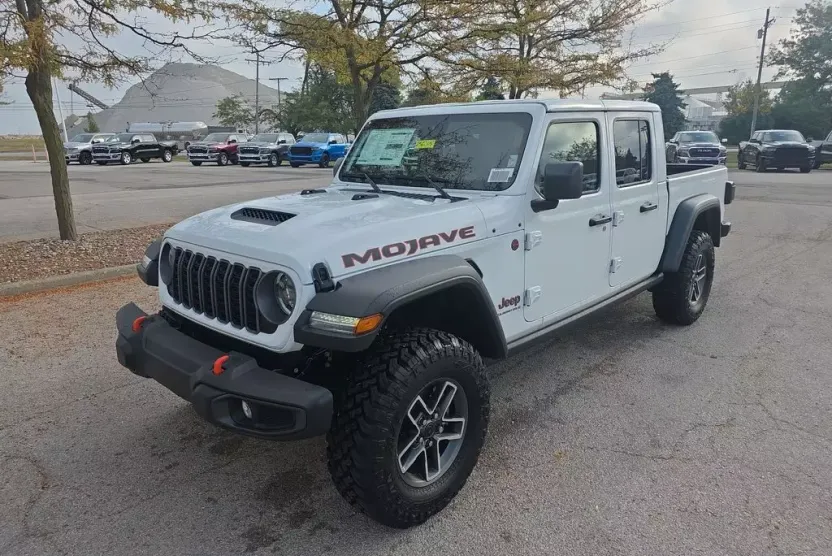 2025 Jeep Gladiator Mojave photo 1
